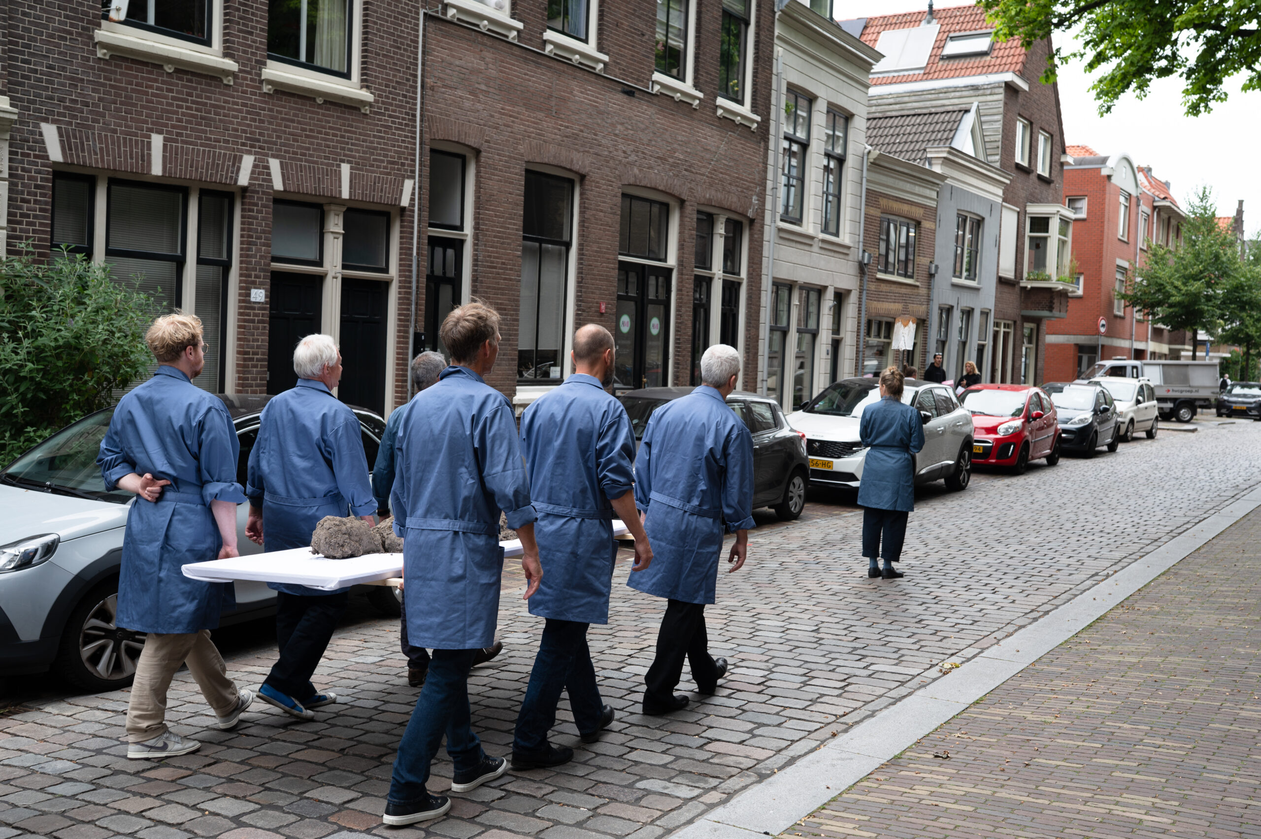 ritual art performance with sculpture made of clay polluted with PFAS, Kunstkerk Dordrecht